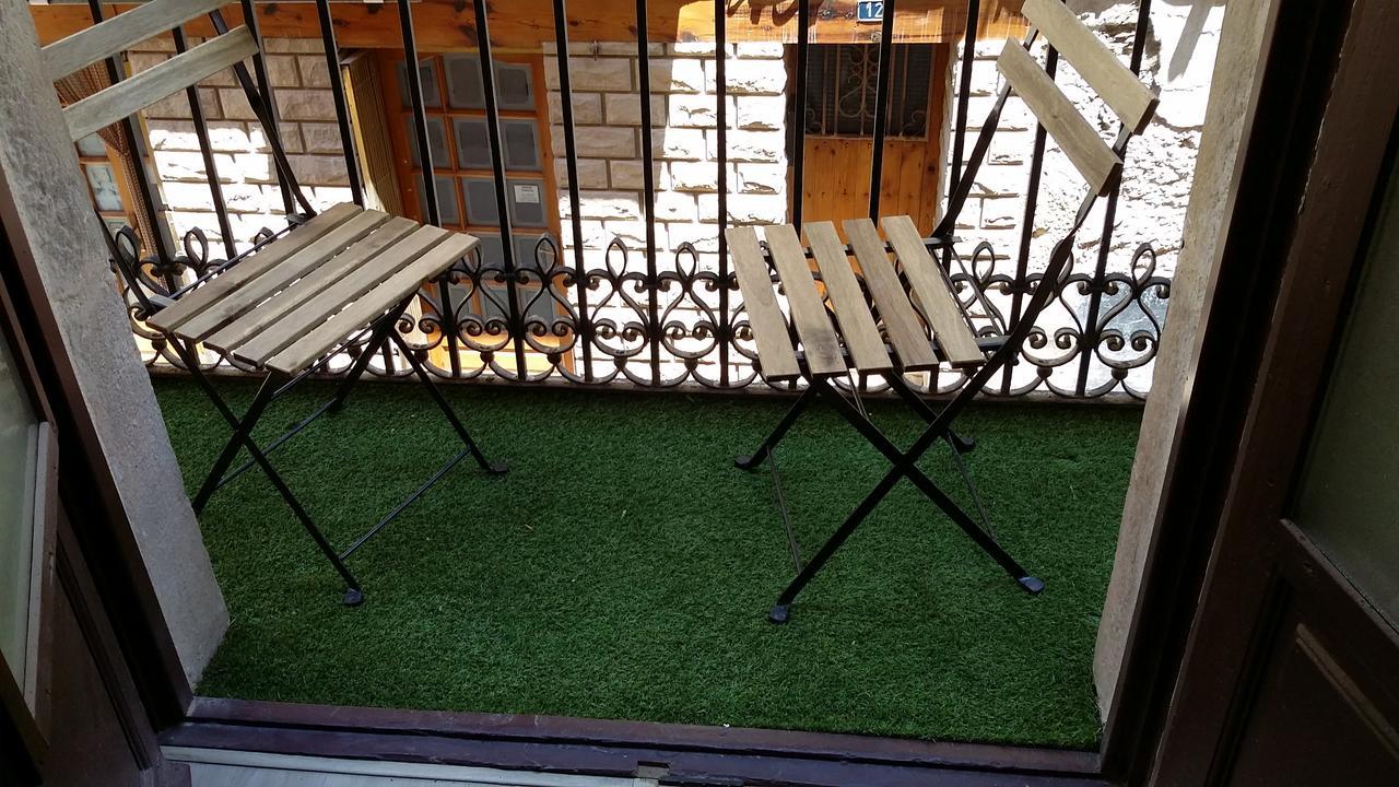 Albergue Valderrobres Auto Check-In Exterior photo
