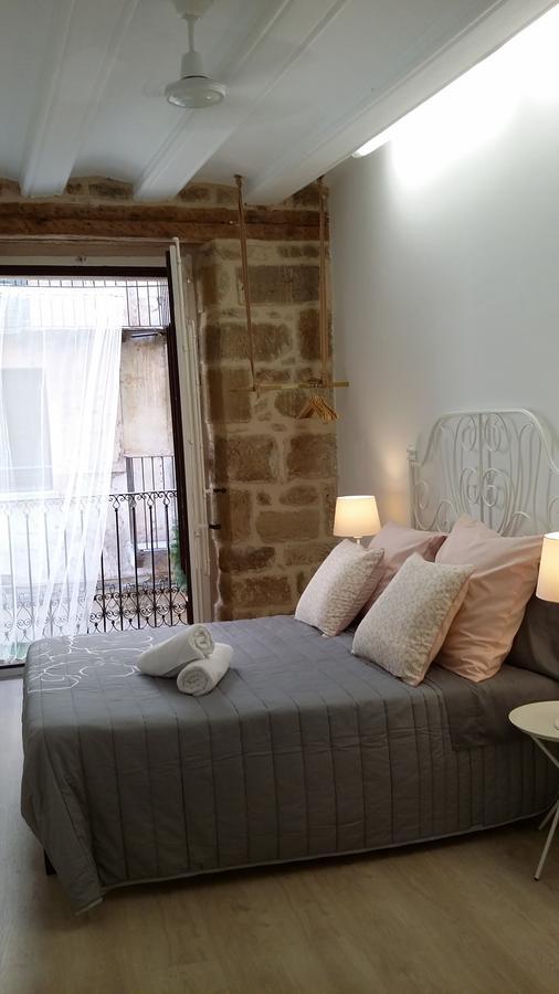 Albergue Valderrobres Auto Check-In Exterior photo